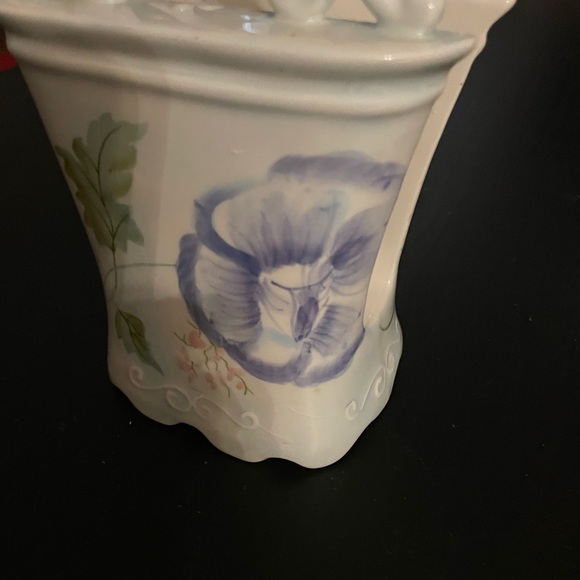 Tracy Porter Hand painted Napkin Holder - Picture 3 of 7